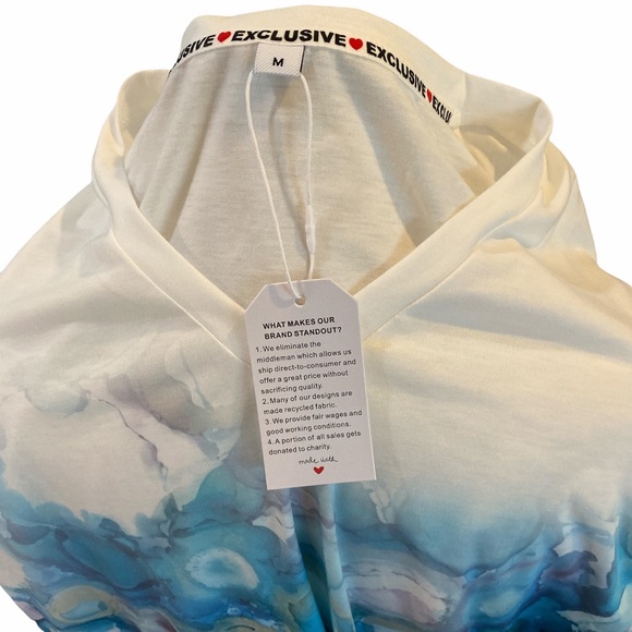 Exclusive Brand L/S Blue Water Color V-neck top/Sz M/NWT!!! - Picture 3 of 3